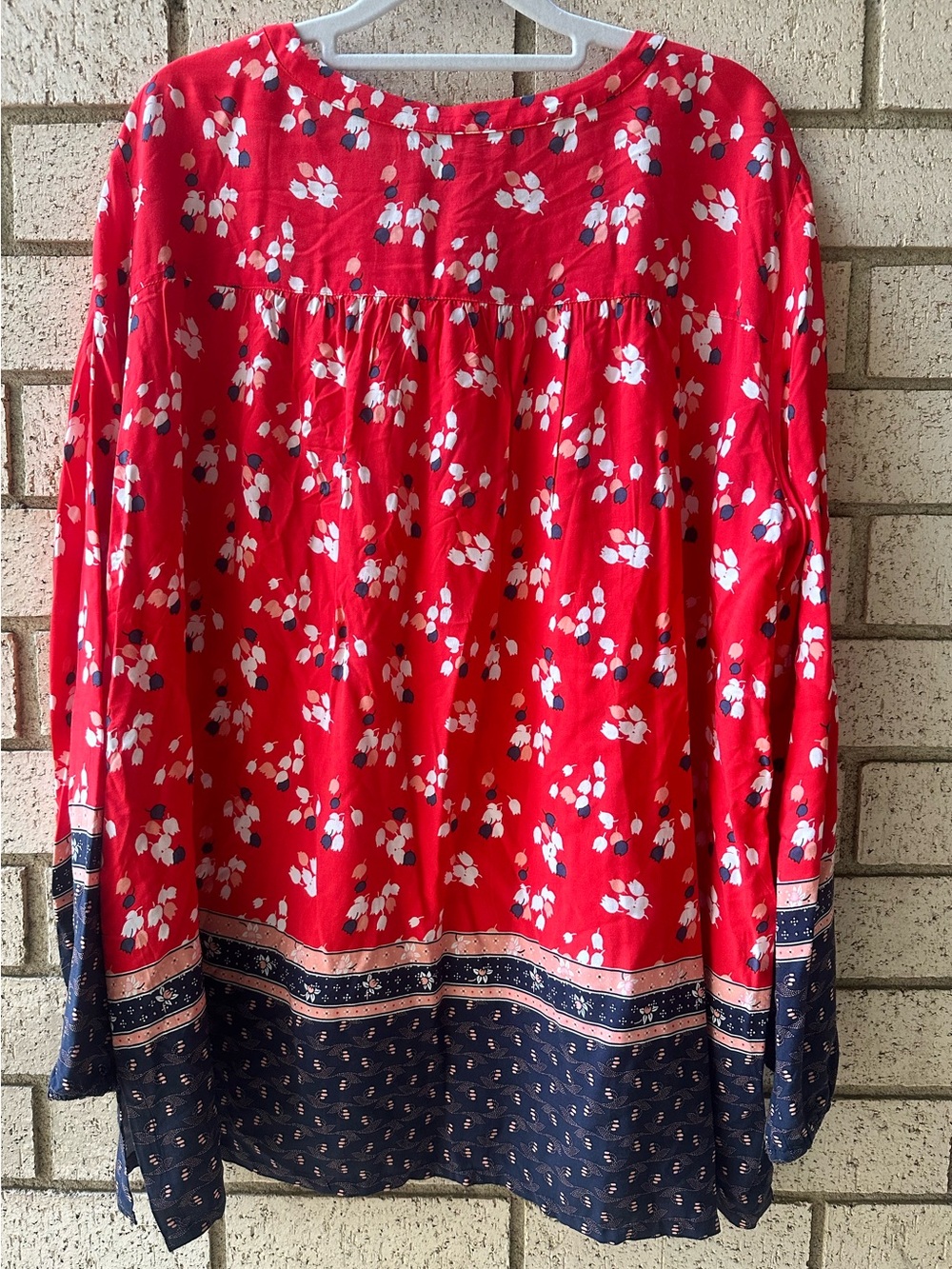 LOFT LADIES TOP - Picture 2 of 2